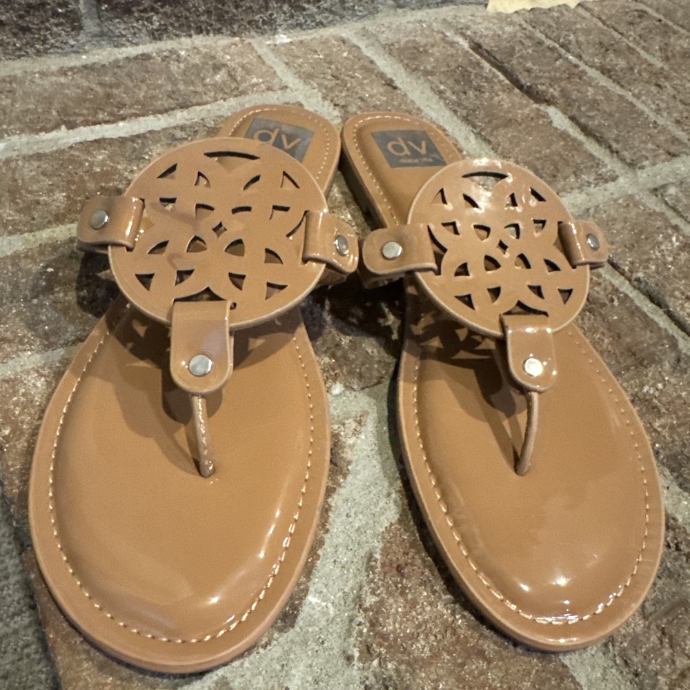 DV By Dolce Vita Gotie Sandals Sz 9.5 Brown Thong Slip On Casual #435